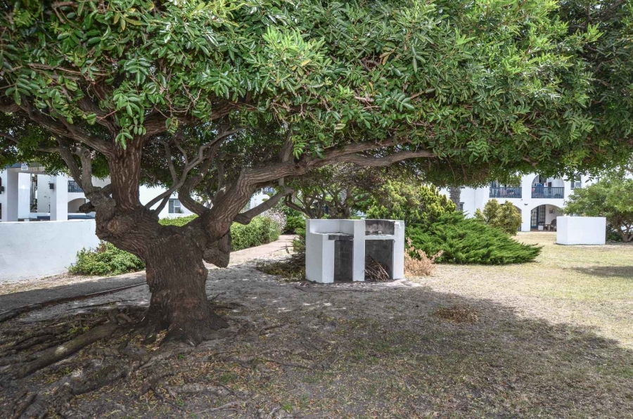 To Let 2 Bedroom Property for Rent in West Beach Western Cape